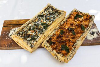 מאפה גלנט במילוי תרד עשיר